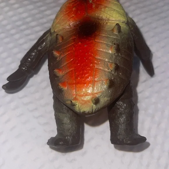 POPY RETURN OF ULTRAMAN KAIJU NOKOGILIN HARD TO FIND SOFUBI SOFT VINYL FIGURE